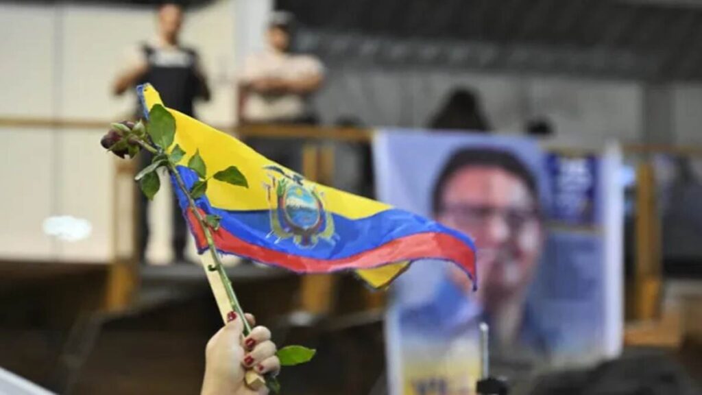 Las claves de las elecciones de Ecuador: «de la muerte cruzada» a las urnas