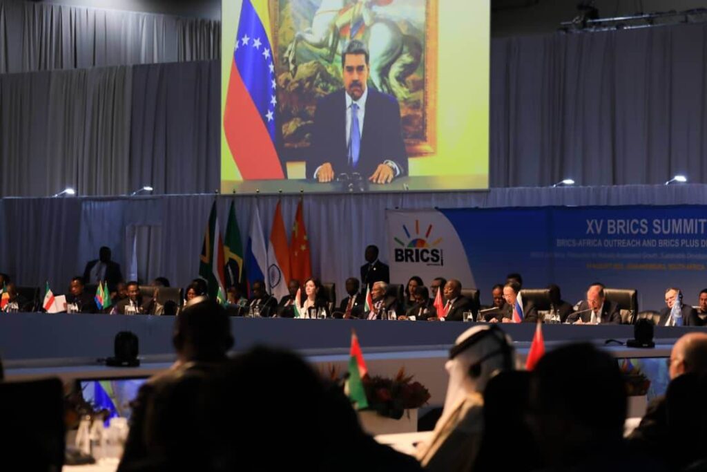 Presidente Maduro aboga por avanzar en el proceso de desdolarización mundial
