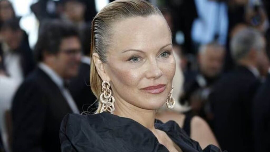 Pamela Anderson confesó el desgarrador motivo por el que dejó de maquillarse
