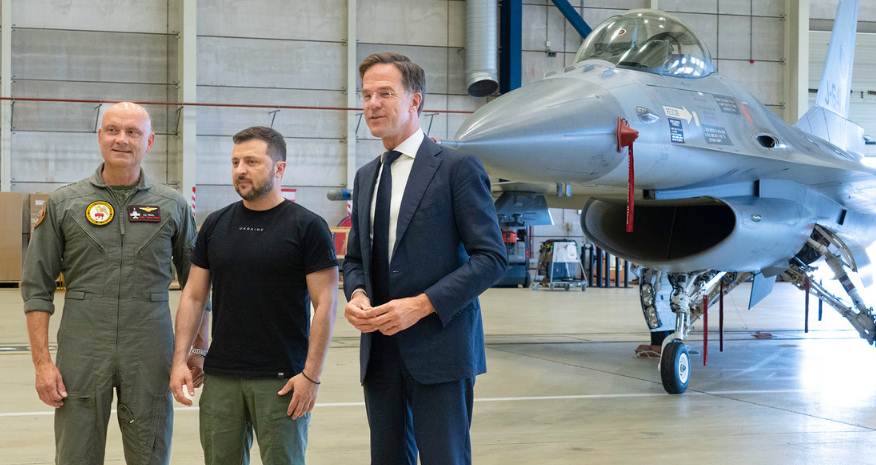 Zelenski: Países Bajos suministrará 42 cazas F-16 a Ucrania