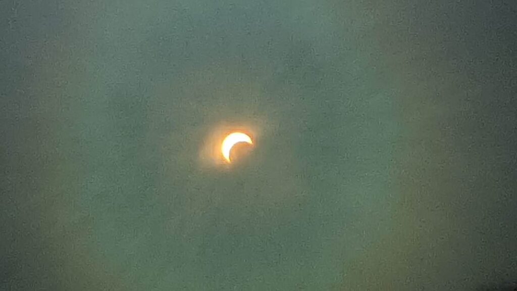 Así se vivió el eclipse solar anular en Venezuela (Fotos+Video)