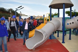 Gobernador Rosales inauguró Parque Infantil y otras áreas de la Vereda II