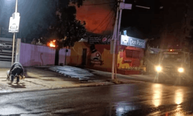 Presunto cortocircuito provoca incendio en vivienda de Maracaibo (+Video)