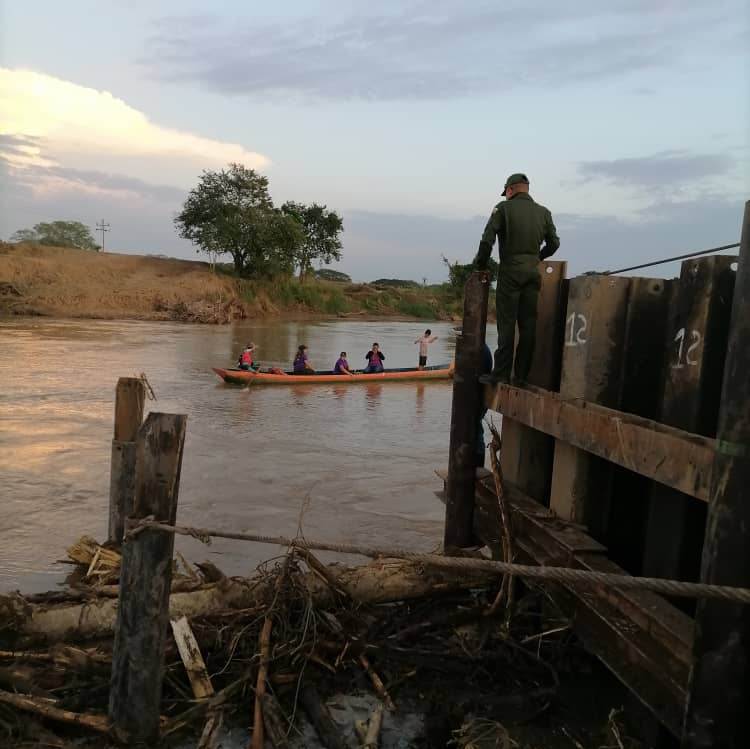 Unos 500.000 de litros de leche diarios se dejan de producirse en el Sur del Lago por las inundaciones