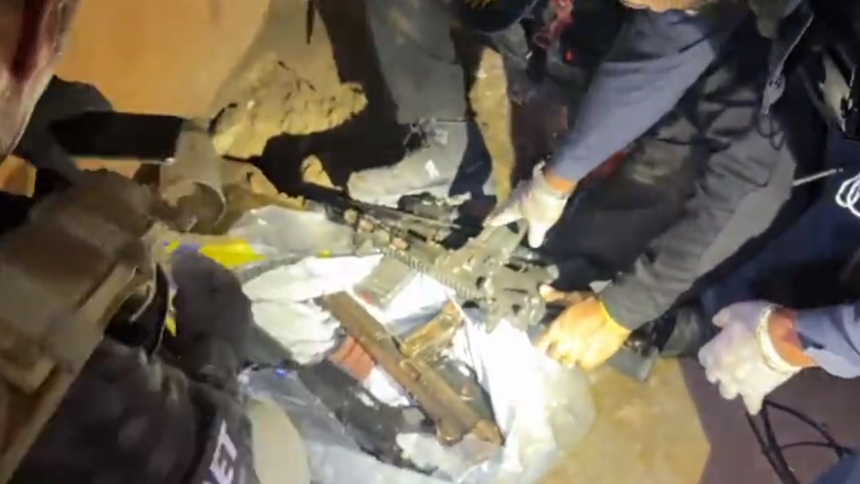 EN VIDEO: Así estaban enterradas las armas en la cárcel de La Cuarta, en Yaracuy