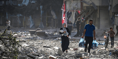 Elevan a 15.899 muertos en Gaza tras una nueva jornada de bombardeos