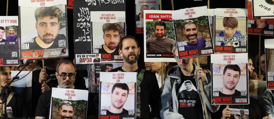 Protesta en Israel: Miles de personas piden la renuncia de Netanyahu y nuevas elecciones