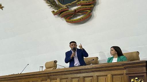 AN celebra 25 años de Revolución Bolivariana