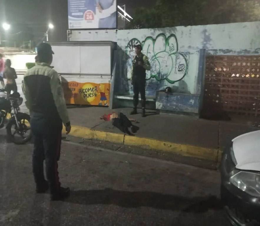 Delincuentes irrumpieron en una casa para tirotear a un hombre y adolescente en Nueva Esparta