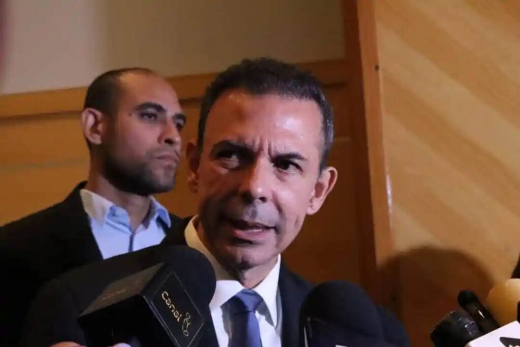 Roberto Enríquez: La lucha es que habiliten a María Corina Machado (VIDEOS)