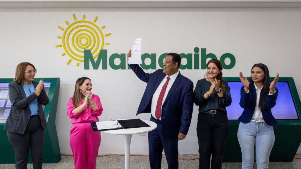 ALCALDE RAMÍREZ PENDIENTE DE SU PERSONAL: HCM para más de 8 mil servidores públicos activos y jubilados de la Alcaldía de Maracaibo (FOTOS)