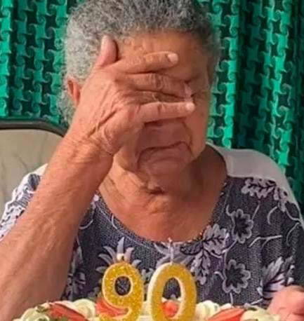 CONMOVEDORA PETICIÓN: Anciana de 90 años pide como regalo de cumpleaños que «toda su familia regrese a los caminos del Señor»
