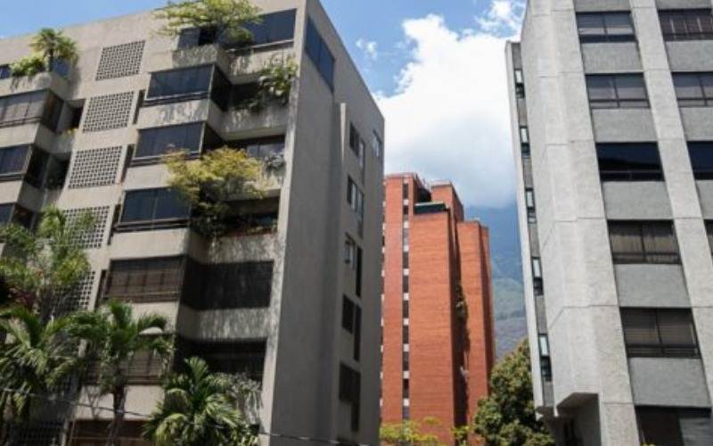 Niña de ocho años cayó al vacío desde un quinto piso en La Guaira (DETALLES)