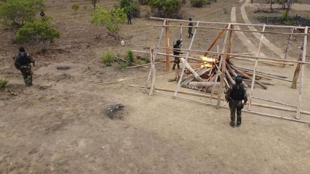 FANB no permitirá construcción de campamentos de minería ilegal ni pistas de aterrizaje en parques nacionales