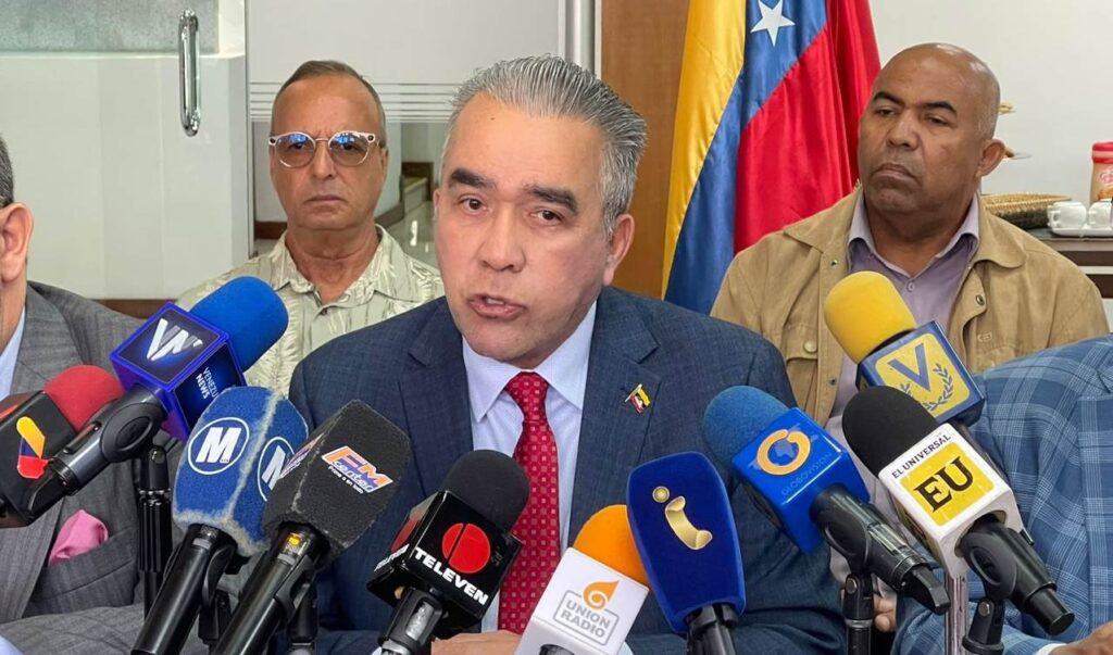 Luis Eduardo Martínez: “Es la economía, estupido”