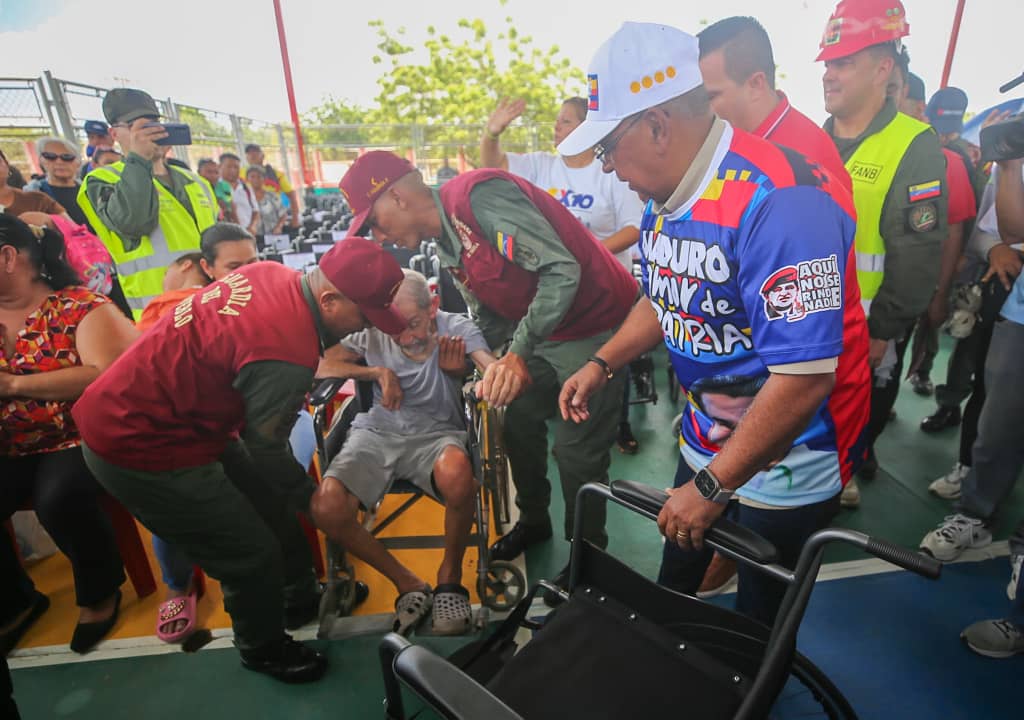Atienden más de 6 mil 800 casos del 1×10 en la parroquia Francisco Eugenio Bustamante del estado Zulia