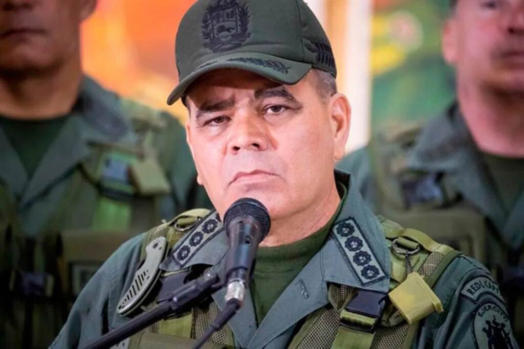 Padrino López pidió a la FANB vigilancia ante presuntos planes contra las elecciones