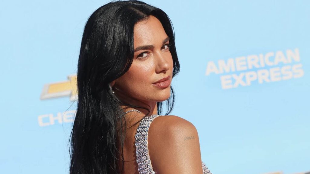 A Dua Lipa se le volvió a salir su lado más venezolano tras expresar su frase favorita (VIDEO)