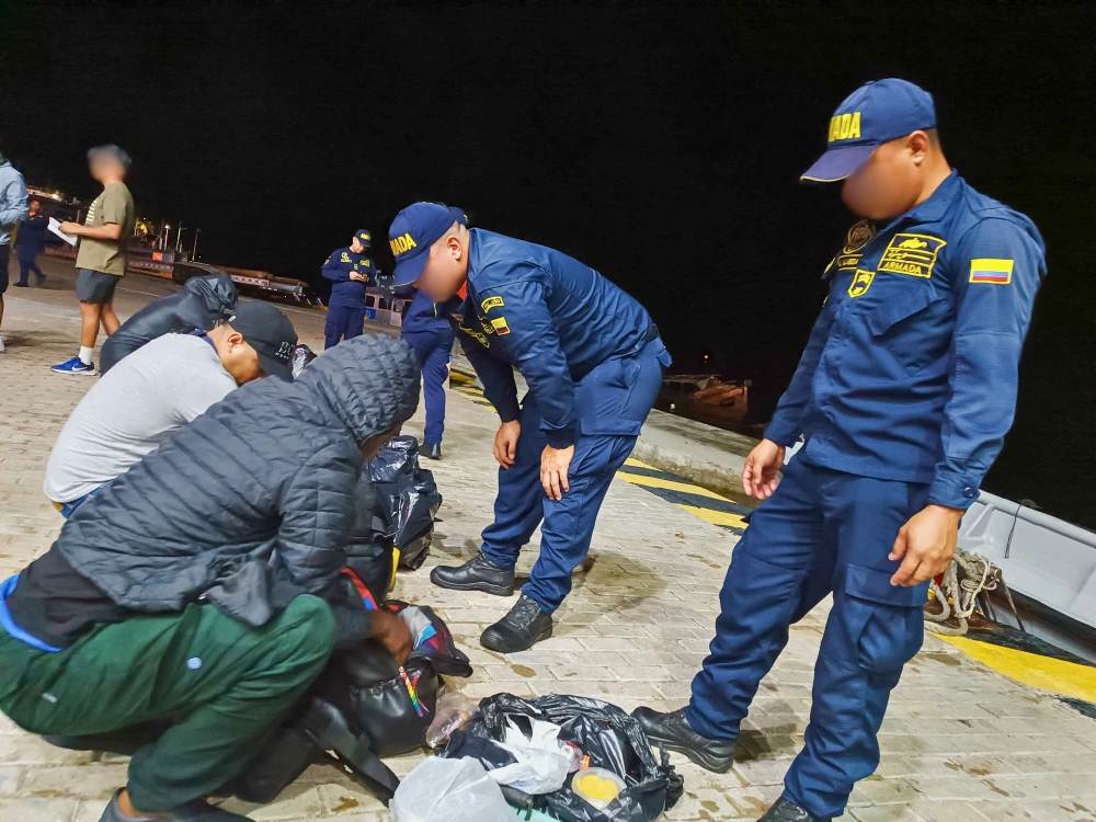 Rescatan a 32 migrantes en aguas de la isla San Andrés: 16 son venezolanos