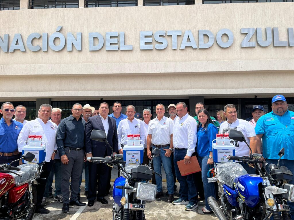 Gobernación entrega insumos fundamentales para el Programa de Erradicación Contra la Fiebre Aftosa en el Zulia
