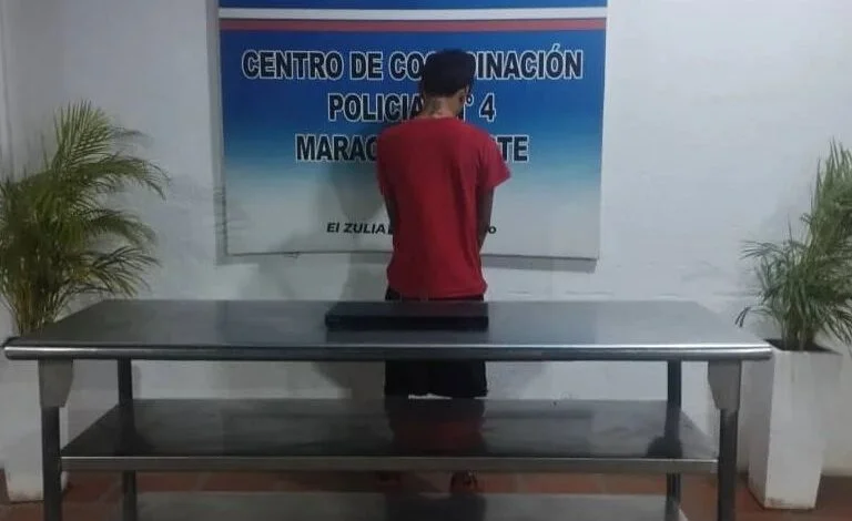 Salvado de ser linchado: Sorprenden a un sujeto robando una casa en Maracaibo
