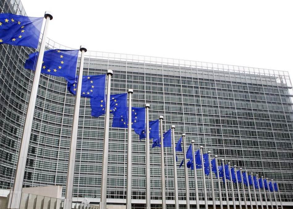 Comisión Europea buscará «salida a crisis» en Venezuela y ve prematuro hablar de sanciones