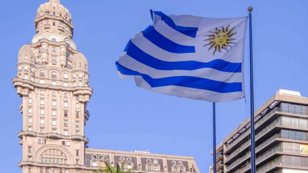 Uruguay ve injustificada y desproporcionada la expulsión de sus diplomáticos de Venezuela