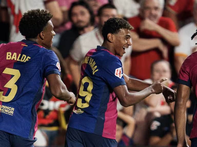 FC Barcelona lidera en solitario la Liga Española tras derrotar al Rayo Vallecano
