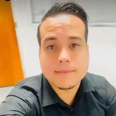 Periodista Víctor Ugas fue detenido tras confrontación con el tiktoker Emmanuel Marcano, denuncia CNP