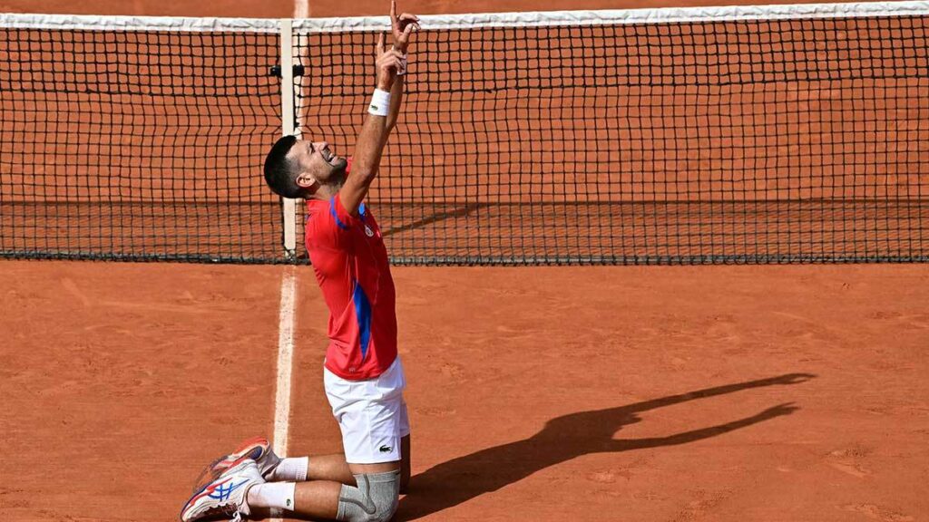 Tenista Novak Djokovic proclama que «Dios es grande» tras ganar el oro olímpico en París (VIDEO)
