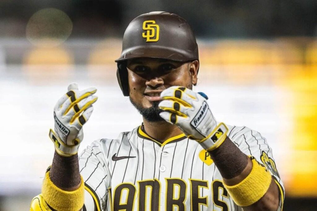 POR SEGUNDO AÑO CONSECUTIVO: Luis Arráez alcanza 200 hits en la MLB
