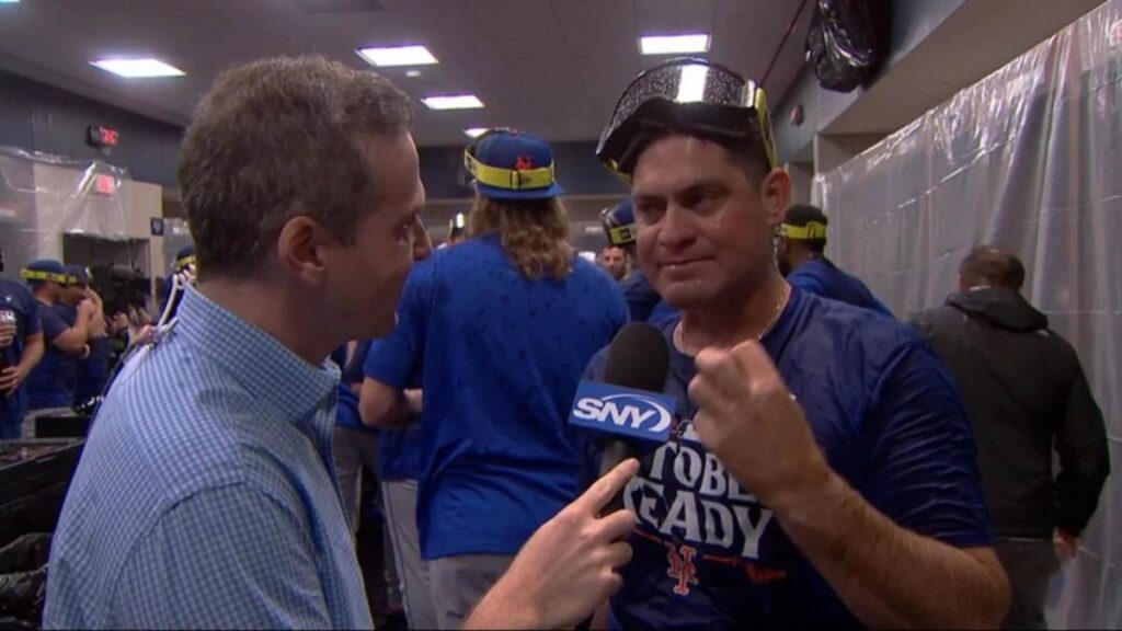 El venezolano Carlos Mendoza lleva a los Mets a la Serie Divisional de la MLB (DETALLES)