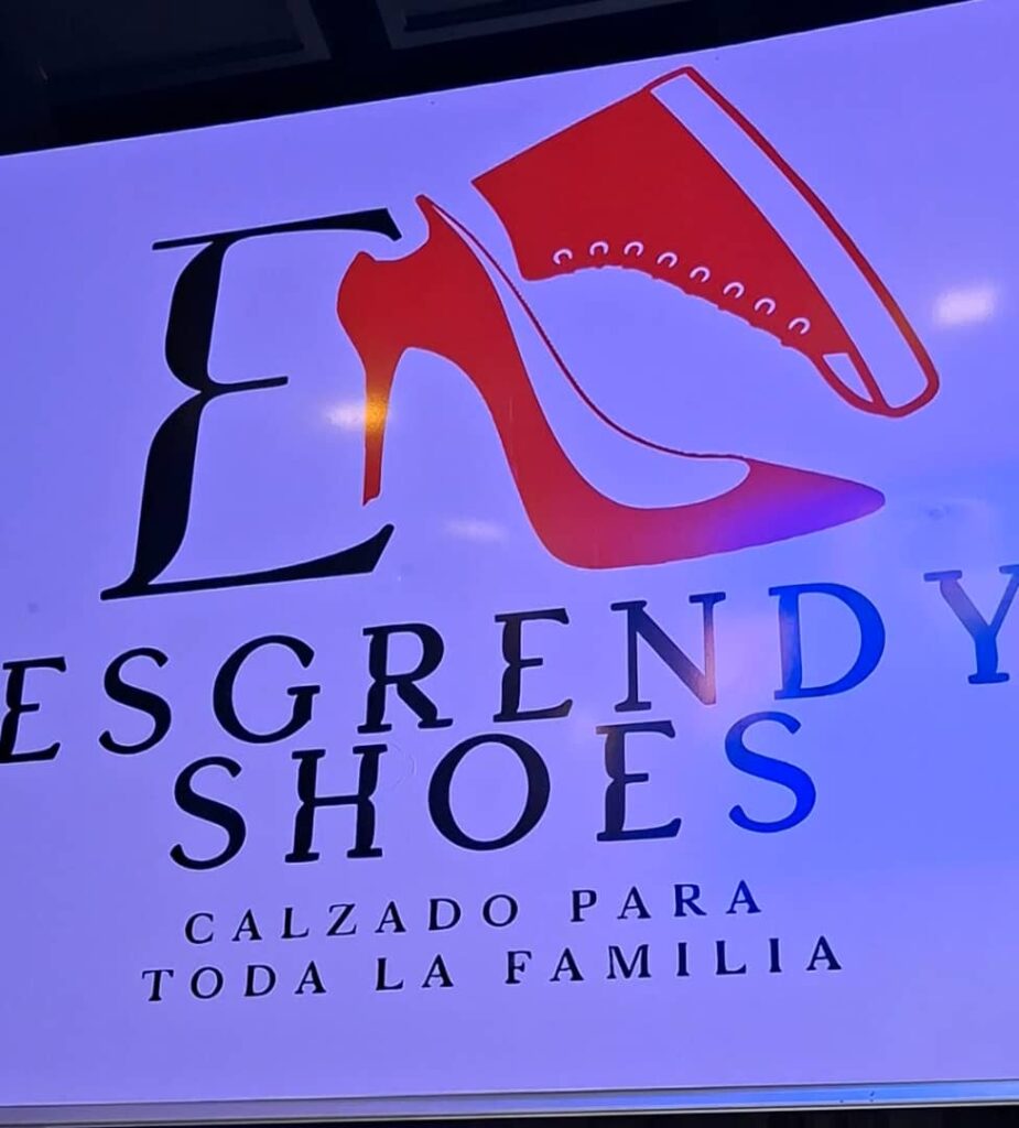 Calidad, variedad, promociones y más || Esgrendys Shoes lo mejor en calzados para damas caballeros y niños en el CC. Cima, Maracaibo || Donde entrar es comprar (VIDEO) Calzados