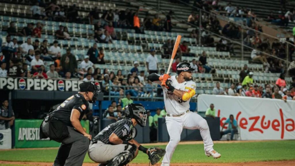 LVBP: Águilas del Zulia le ganaron a Leones 8 por 7 y se acerca a la postemporada Águilas