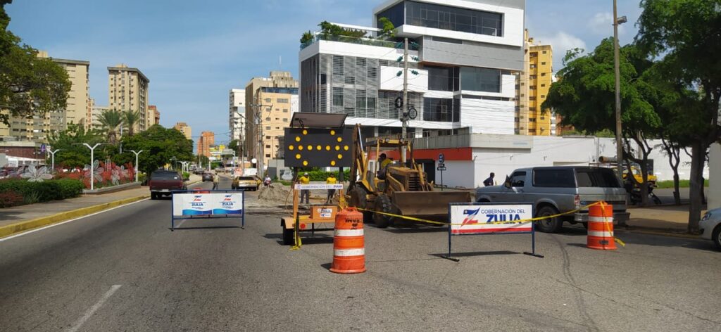 Gobernación del Zulia avanza con la sustitución de colector de la avenida Bella Vista con calle 68A de Maracaibo