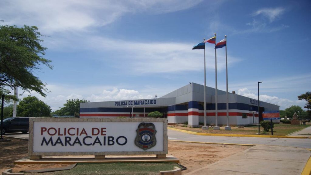Reportan situación irregular en la sede principal de Polimaracaibo en la Vereda del Lago Polimaracaibo vereda del lago