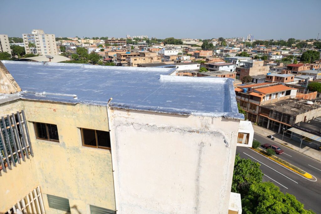 Vista Bella se suma a las residencias beneficiadas con el plan de impermeabilización de la Alcaldía de Maracaibo residencias