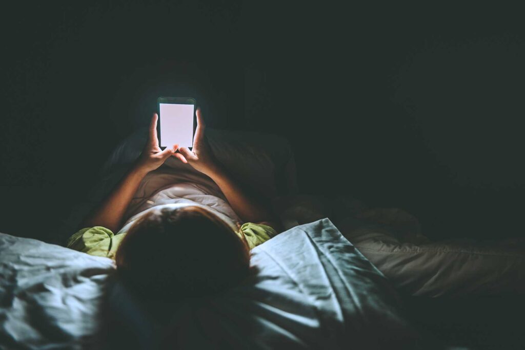 Niña celular