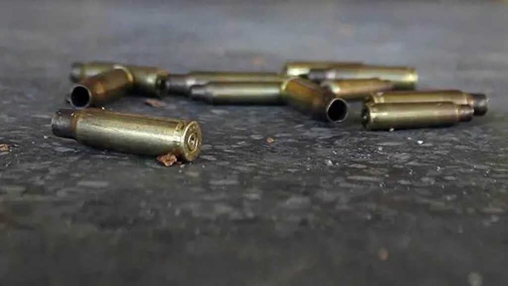 Asesinan a tres venezolanos durante tiroteo y sus cuerpos los encontraron dentro de un vehículo venezolanos tiroteo