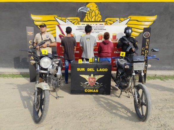 Comisión mixta de seguridad aprehende a tres sujetos con una granada en Colón Colón