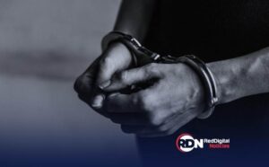 detenido sustraer dólares