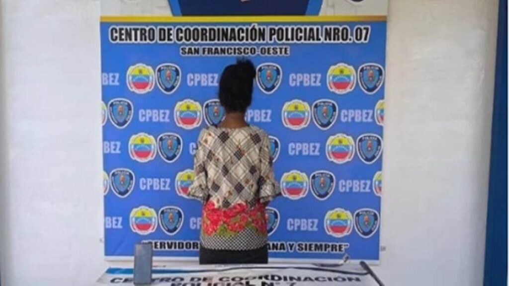 mujer agredir hijo