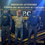 hombre agredir bebé