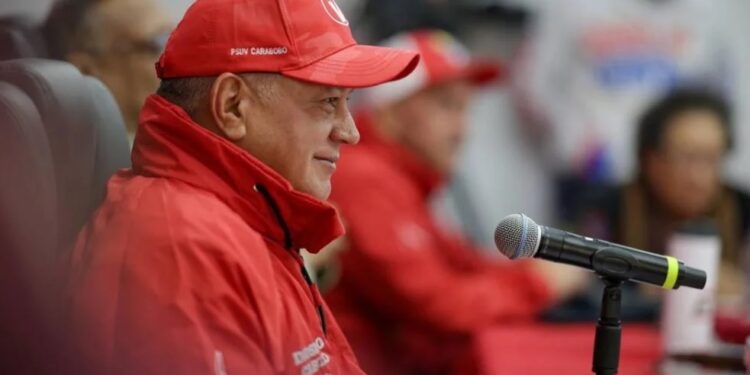 Cabello confirma que 16 de los 199 venezolanos deportados desde EEUU «tienen registros policiales» deportados