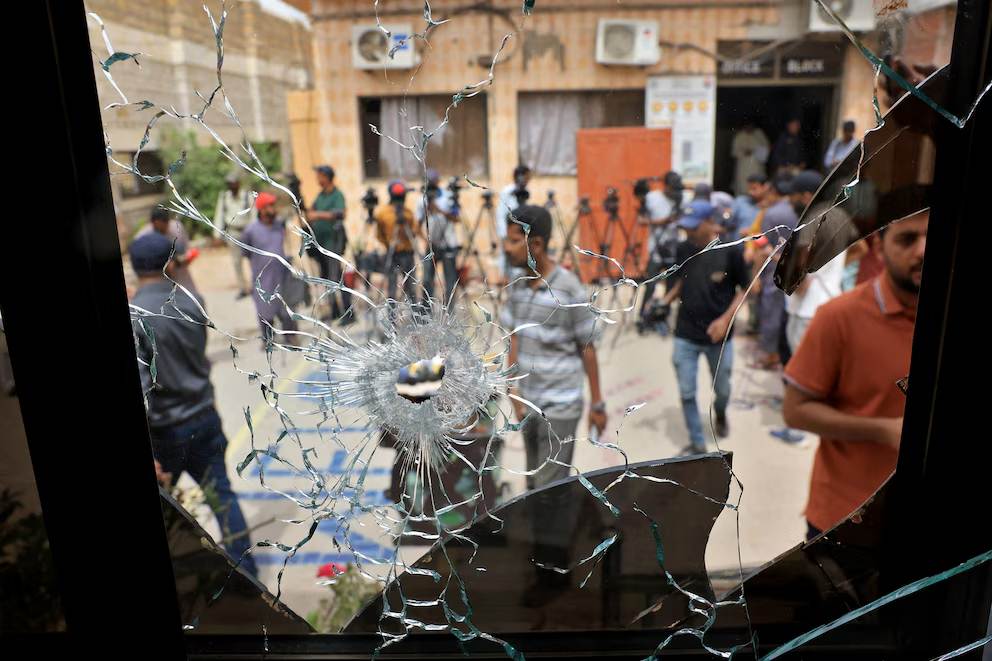 Un sismo ocasionó la fuga de más de 100 presos de cárcel en Pakistán sismo Pakistán