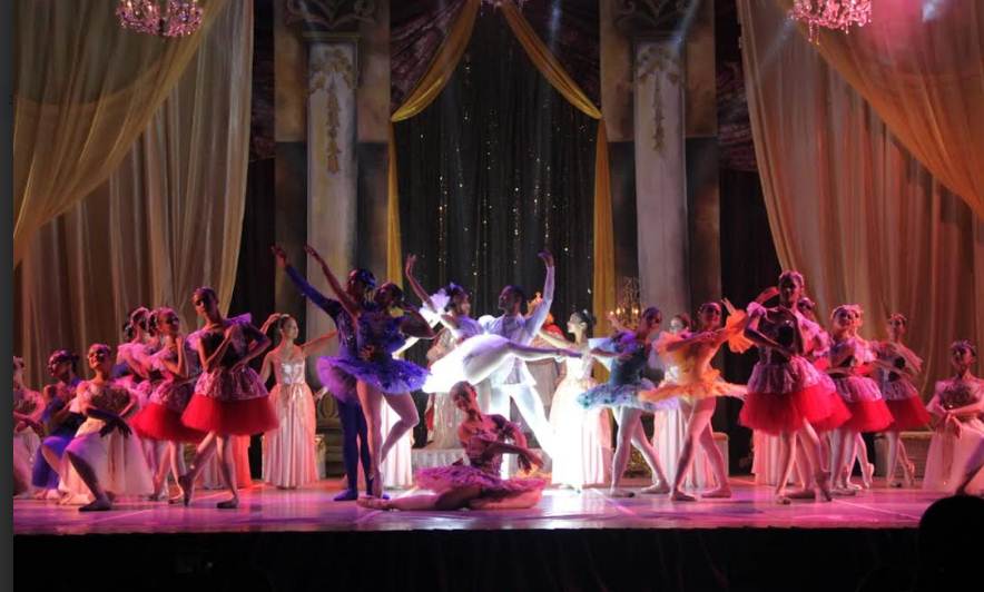 Le Studio de Ballet celebró su 10º aniversario con una magistral puesta en escena Le Studio de Ballet
