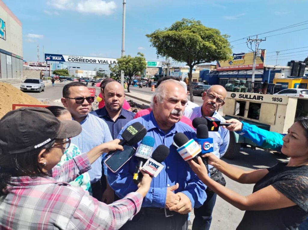 ¡ORDENES PRECISAS DE LUIS CALDERA! Gobernación del Zulia Inicia Sustitución de Colector en la Avenida La Limpia