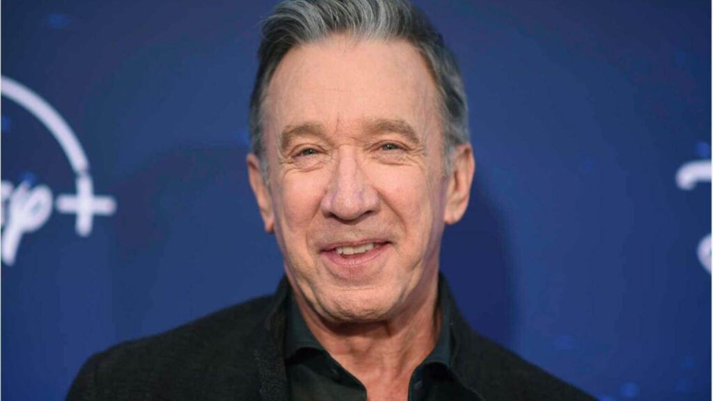 Actor Tim Allen, inspirado por Erika Kirk, perdona al asesino de su padre: “La paz sea con todos” Tim Allen