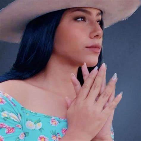 Emily Galaviz deslumbra en redes y confirma que está soltera (FOTO) Emily Galaviz está soltera