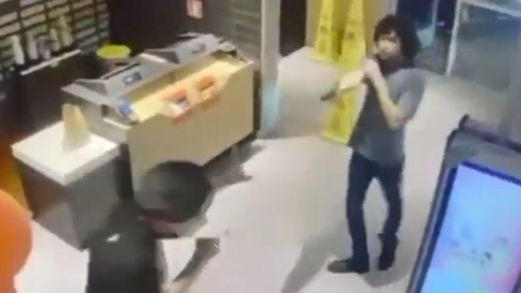 cliente baleado en McDonald's Florida